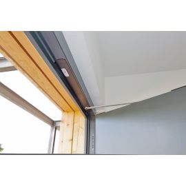 GEZE ECturn Inside iefrēzējamā veramo durvju automātika bezbarjeru durvīm