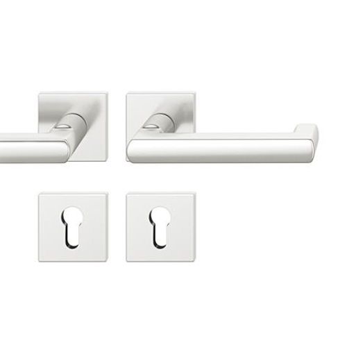 FSB 79 1031 rokturu grt. ar kantainām PZ rozetēm ugunsdrošām evakuācijas durvīm, alumīnijs anodēts dabīgā tonī F1